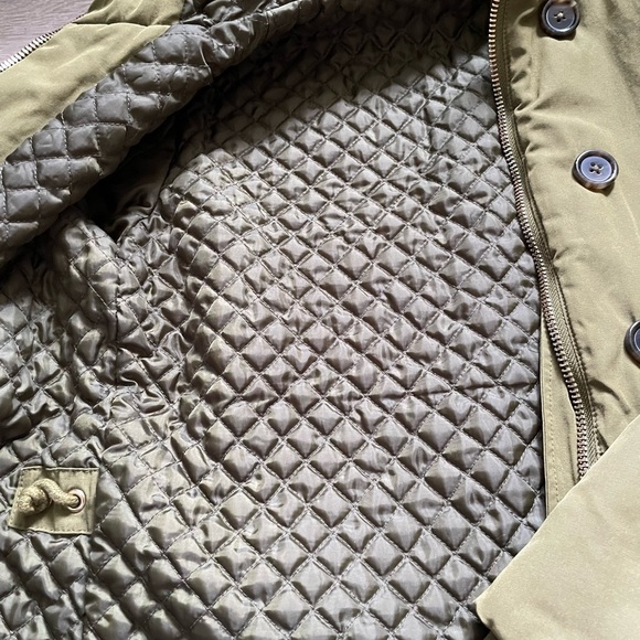 Topshop jacket missing furry hood attachment - Picture 4 of 5